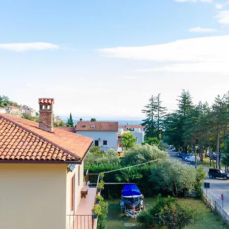 Gianna Apartman